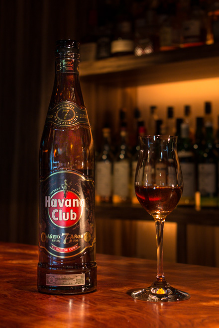 Kita Shinchi Bar Havana Club 7 Años